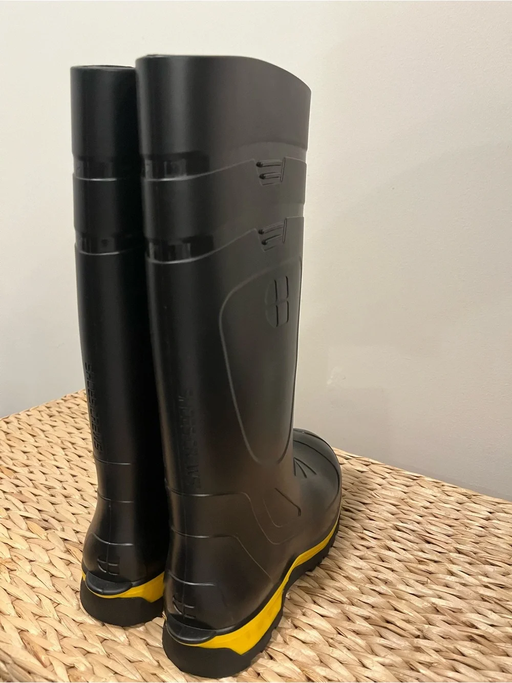 Shoes For Crews Black Tall Slip-Resistant Work Boots (Unisex) (NWOT)